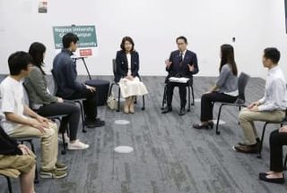 首相、留学支援拡充を表明　大学の海外展開後押し