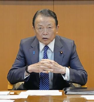 自民、月内に皇族確保策　養子縁組など2案が「妥当」