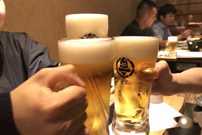 アセトアルデヒドがDNA損傷　飲酒ががん引き起こす可能性