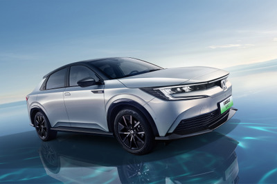 ホンダが新型EVの『e：NP2』を中国で発売…北京モーターショー2024にも展示