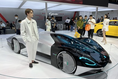 最高速415km/h、電動スーパーカーをMGが提案…北京モーターショー2024