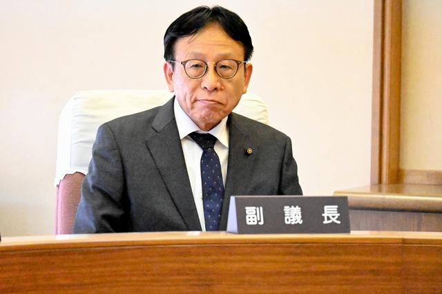 副議長のセクハラ疑い、議員辞職勧告案に賛成多数　本人「職責全う」