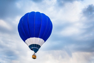 気球に乗って「宇宙旅行」今夏にも実現　北海道で最終の有人実験