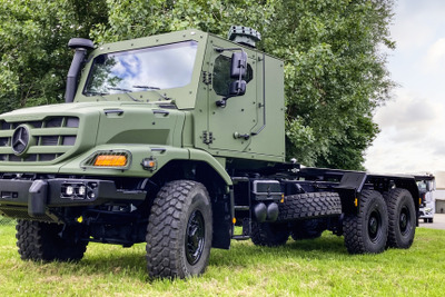 メルセデスベンツの6輪軍用トラックにセルフシールドタンク＆保護キャブ仕様…フランス防衛・安全保障展示会に出展へ