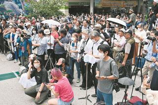 【速報中】東京都知事選スタート　多数立候補で届け出作業に時間　蓮舫氏ら「第一声」遅れる