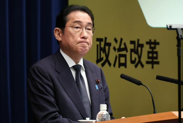 岸田首相、総裁選出馬へ意欲示す　支持率低迷で党内は強まる退陣論