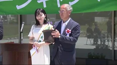 陸前高田市の博物館にラベンダーを贈呈　緑豊かな地域づくりに取り組む自動車販売会社　岩手県