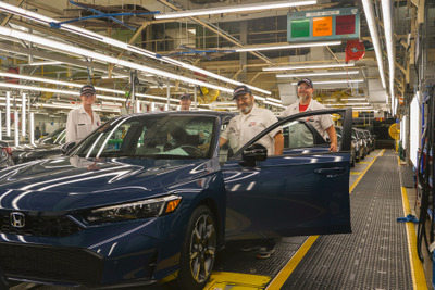 ホンダ『シビック・ハイブリッド』、2025年モデル生産開始…カナダ工場