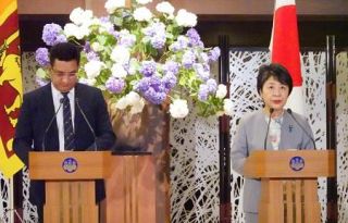 上川氏、債務再編の協定署名評価　日スリランカ外相会談