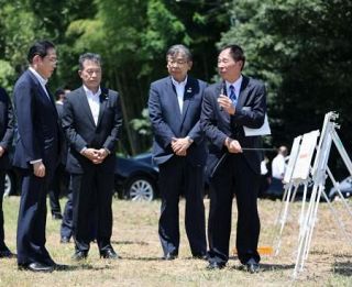 首相、三重でリニア駅候補地視察　ＪＲ東海に「力を合わせて」