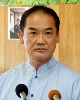 宜野湾市長選に元職が出馬へ　辺野古反対派は市議擁立で調整