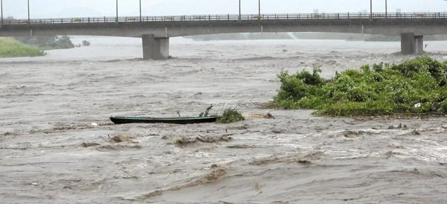 台風10号、気候変動の影響で最大風速7.5％増か　英研究チーム