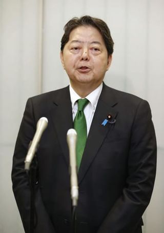 岸田派の解散届、9月上旬に　ナンバー2の林官房長官