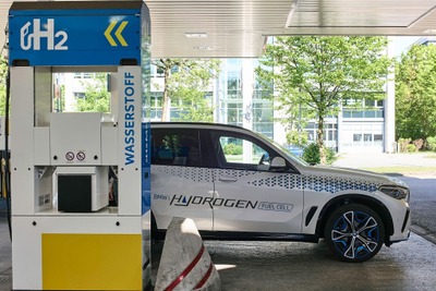 BMW、車載アプリで燃料代の支払いが可能に…燃料電池車の水素にも対応