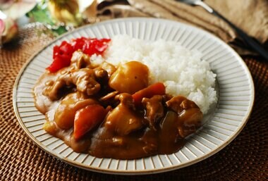 【速報】コメ高騰で「カレーライス物価」が最高値更新し1食342円に…ライスは初の100円突破