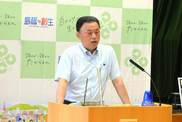 小泉進次郎氏の「ライドシェア全面解禁」を痛烈批判、島根県知事