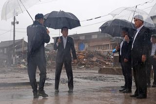 岸田首相、能登地震の被災地視察