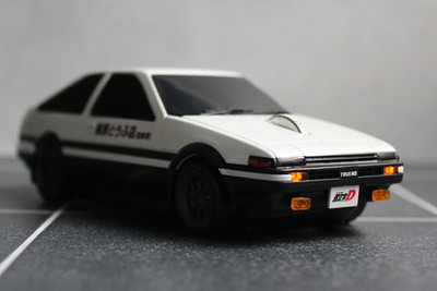 「AE86」藤原とうふ店（自家用）仕様の無線マウス、オートバックス東雲で販売開始