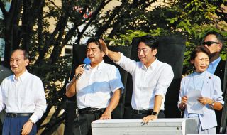 衆院選 27日投開票　唐突な表明、身内も違和感　「論戦なき解散、足すくわれる」　野党は反発「ブレブレだ」