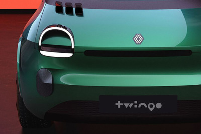 ルノー『トゥインゴ』次期型のEV、最新プロトタイプ初公開へ…パリモーターショー2024