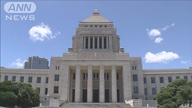 政治の信頼回復めぐり　与野党の党首ら論戦