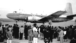 〈1951年の今日〉10月25日 : 日本航空の1番機「もく星」就航