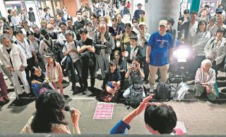 杉並で巻き起こる「旋風」は東京8区でどう吹く？　候補4人のうち3人が女性　演説を聞いた女性有権者は…