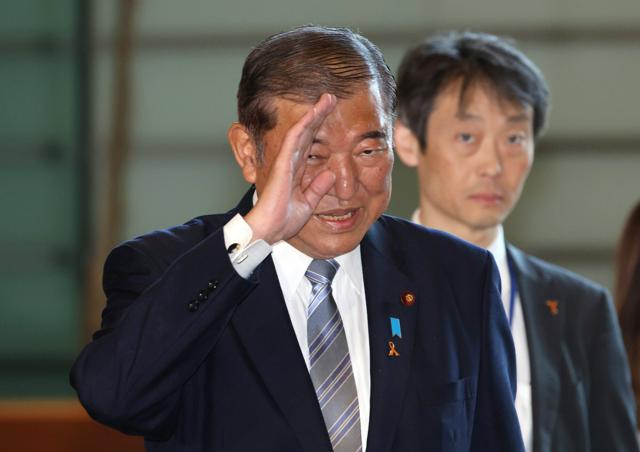 石破首相「丁寧に謙虚に政権運営」　政権発足1カ月、先行きは不透明