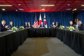 日米韓「制度化」へ事務局＝対北朝鮮、連携強化を確認―首脳会談