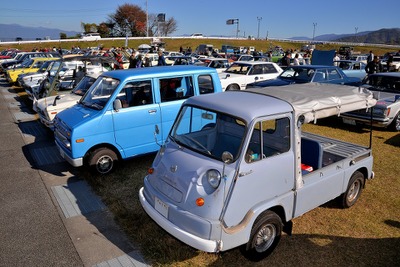 広げよう旧車の輪！…第16回クラシックカーミーティング in 山梨富士川